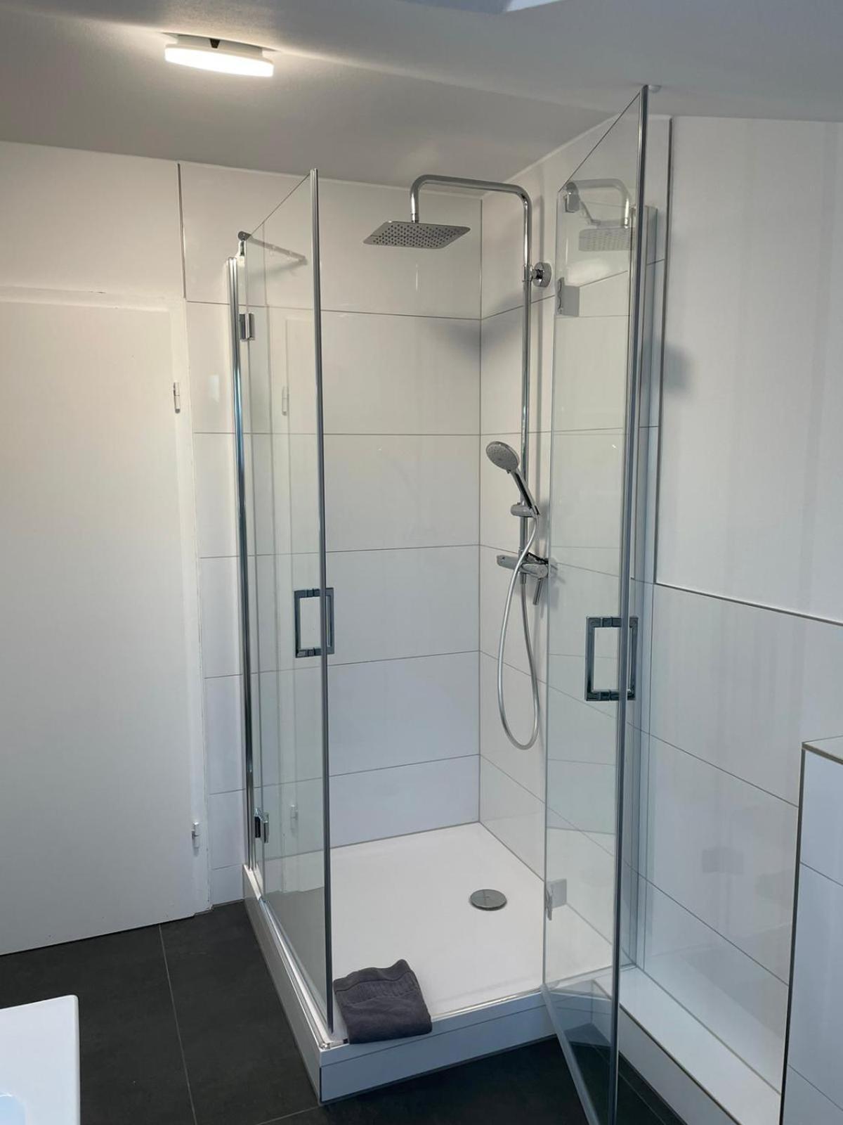 --Renoviert-- Ruhige 1-Zimmer Einliegerwohnung Mit Kueche Und Bad In Grossburgwedel Exterior photo