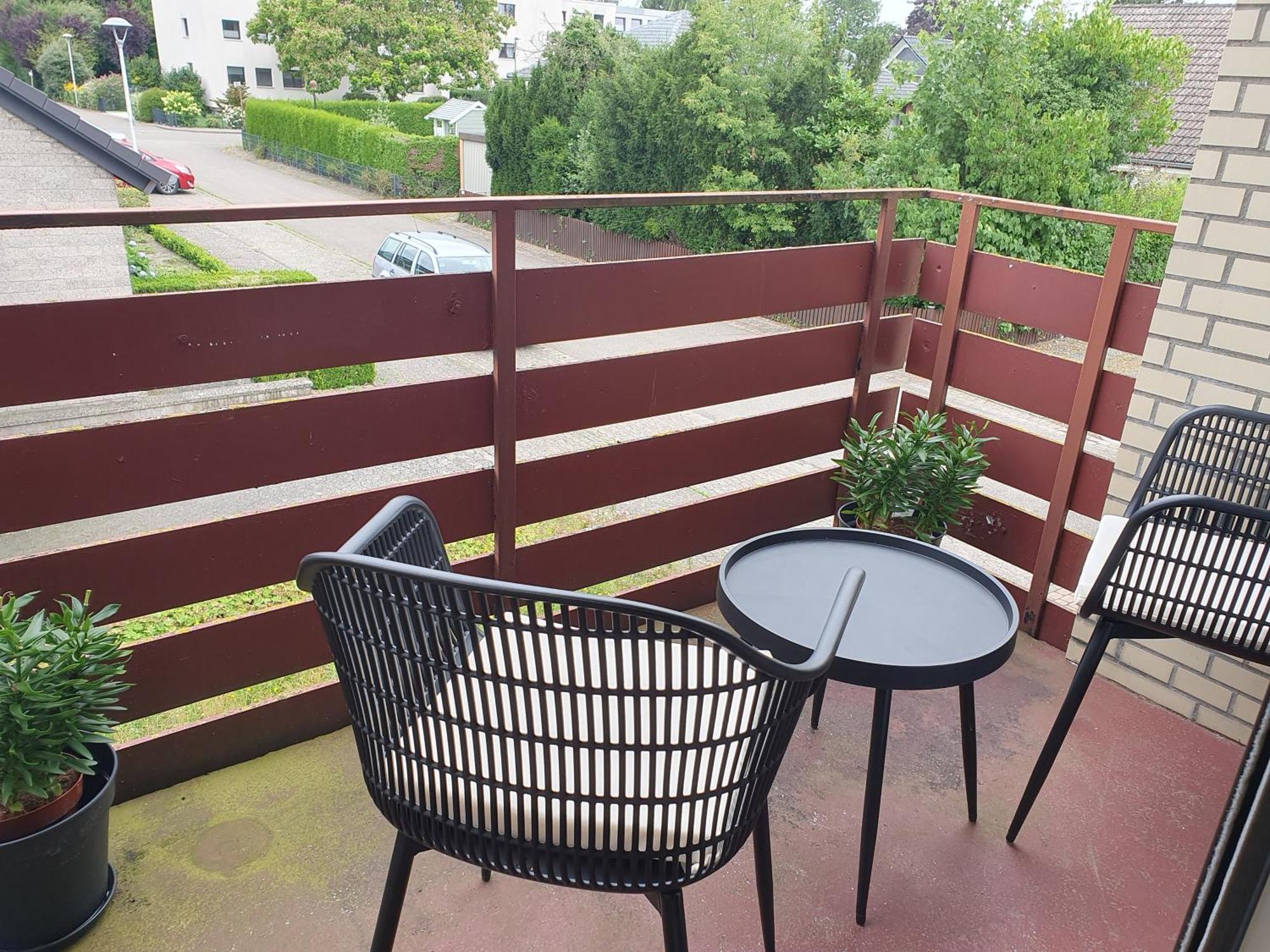 --Renoviert-- Ruhige 1-Zimmer Einliegerwohnung Mit Kueche Und Bad In Grossburgwedel Exterior photo